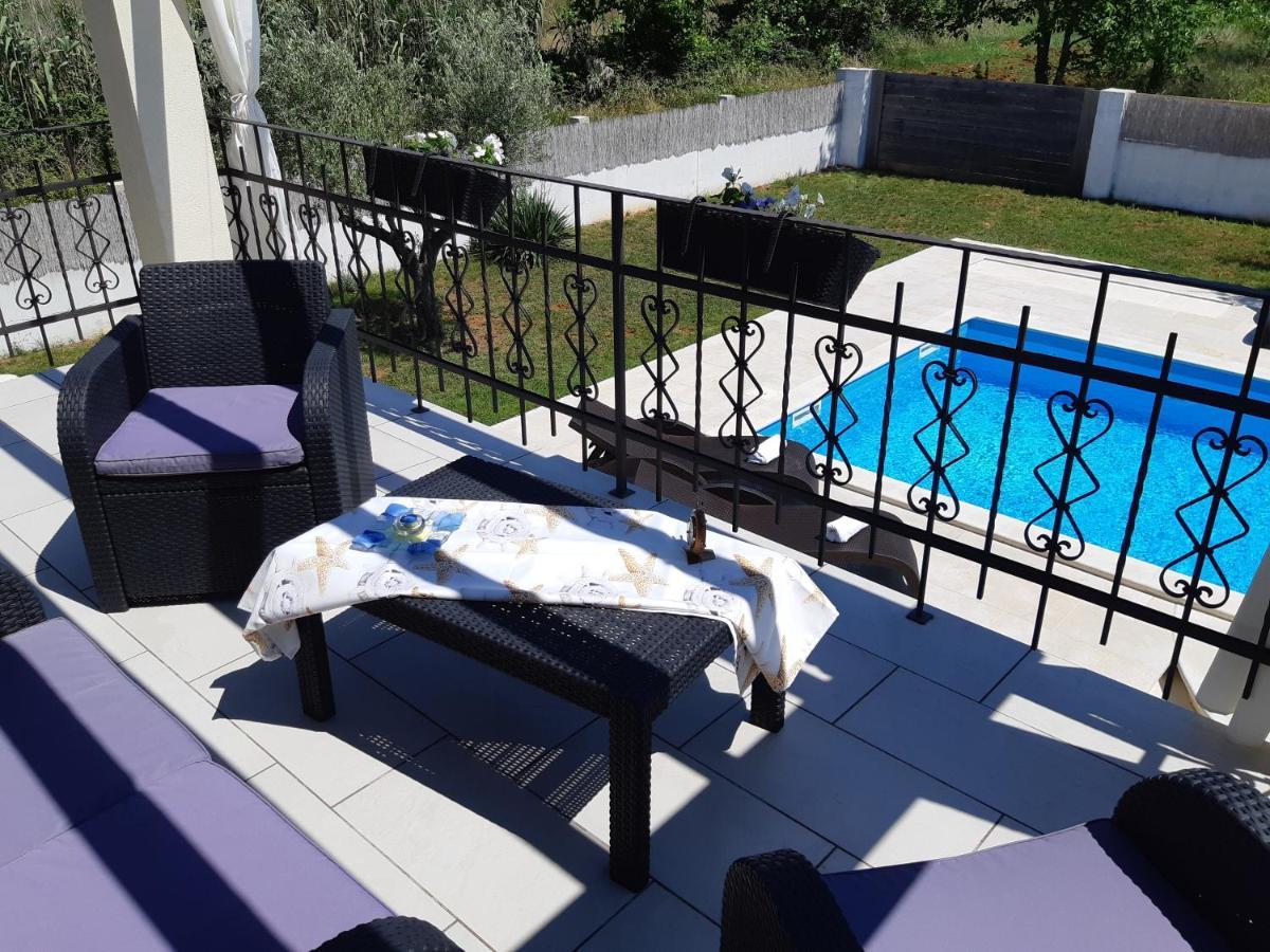 Villa La Felice Porec Exterior photo